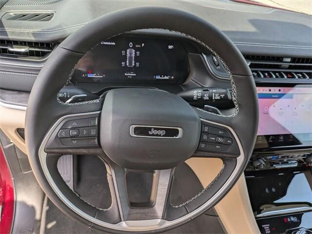 new 2025 Jeep Grand Cherokee car, priced at $42,847