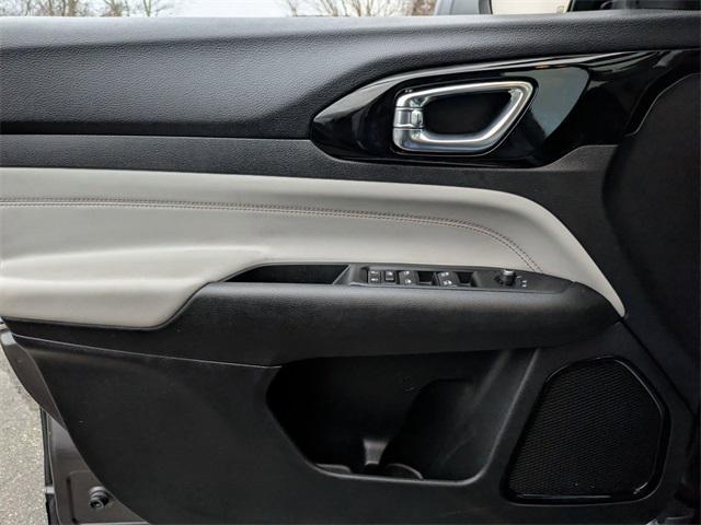 used 2022 Jeep Compass car, priced at $24,998