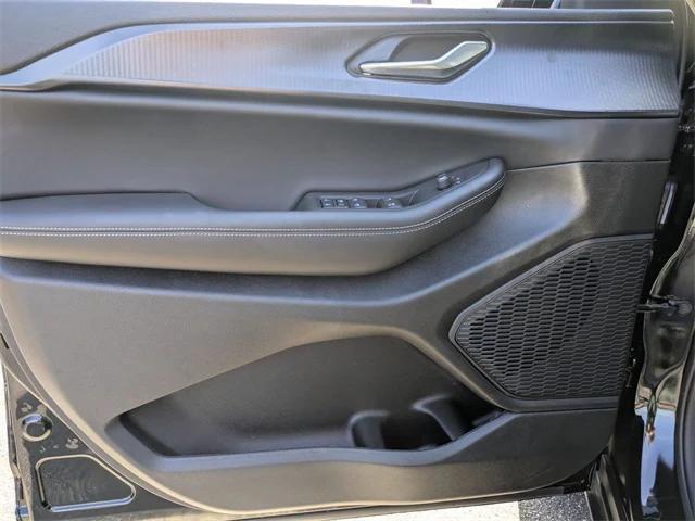 new 2025 Jeep Grand Cherokee L car, priced at $43,475