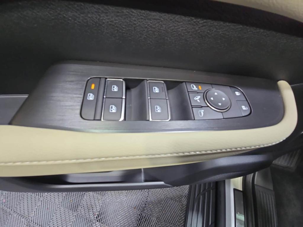 new 2025 Nissan Armada car, priced at $70,782