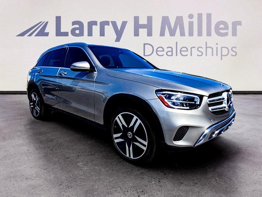 used 2020 Mercedes-Benz GLC 300 car, priced at $25,554