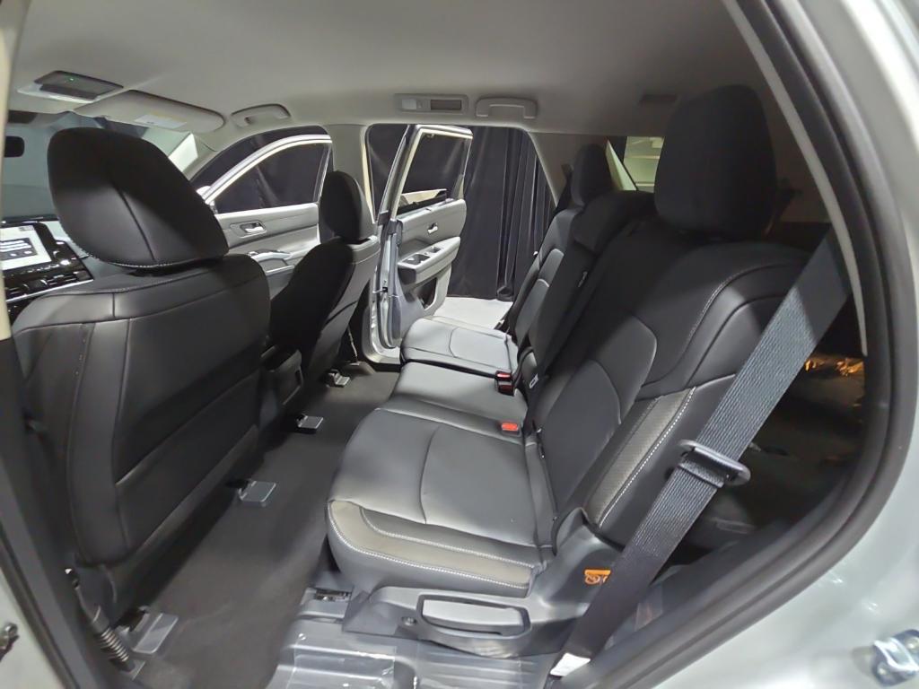 new 2025 Nissan Pathfinder car, priced at $35,696