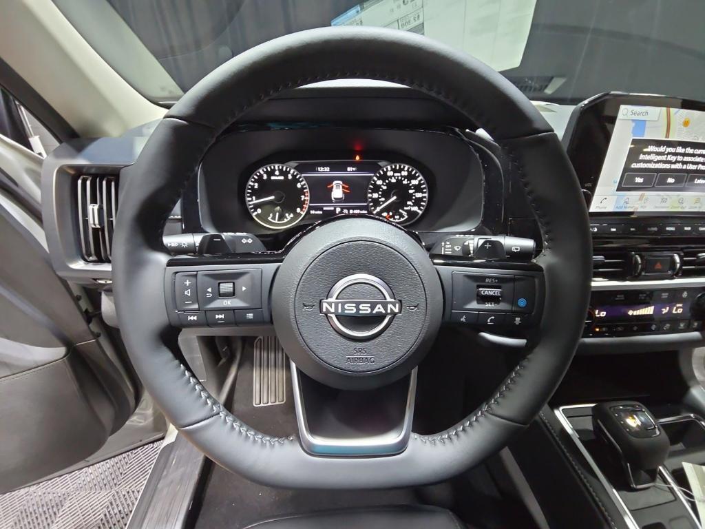 new 2025 Nissan Pathfinder car, priced at $35,172
