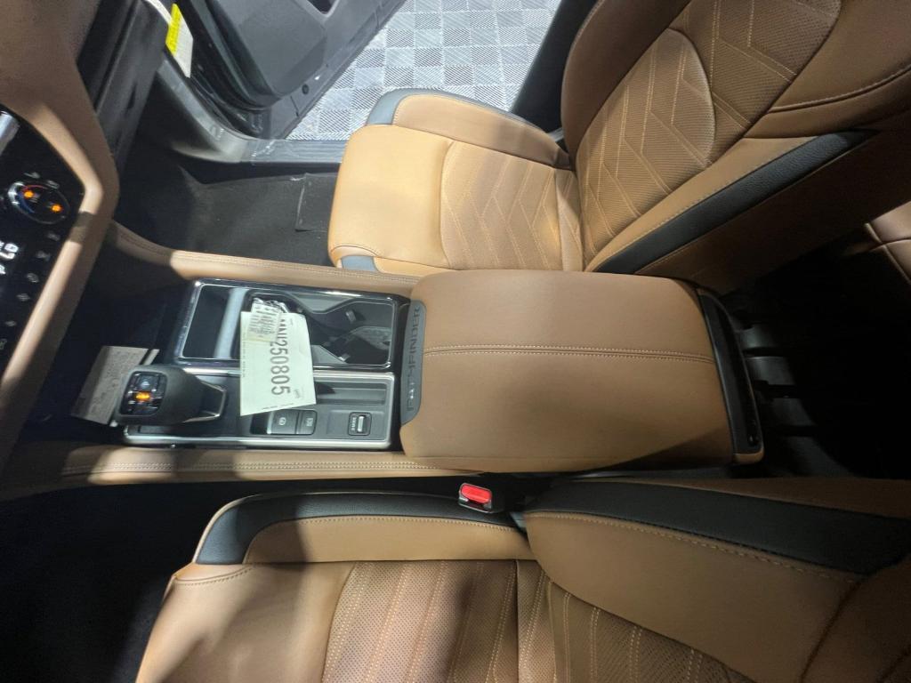 new 2025 Nissan Pathfinder car, priced at $42,197