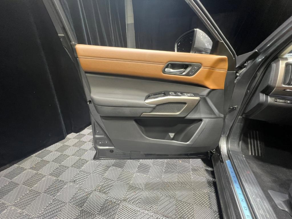 new 2025 Nissan Pathfinder car, priced at $42,197