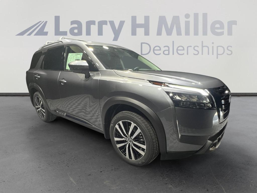 new 2025 Nissan Pathfinder car, priced at $42,197