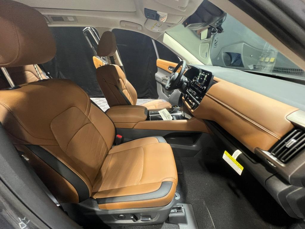 new 2025 Nissan Pathfinder car, priced at $42,197