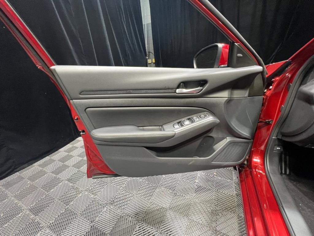 new 2025 Nissan Altima car, priced at $29,502