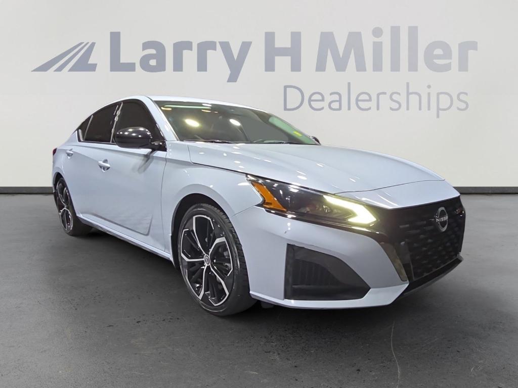 used 2023 Nissan Altima car, priced at $20,554