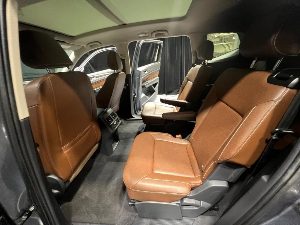used 2021 Volkswagen Atlas car, priced at $18,774
