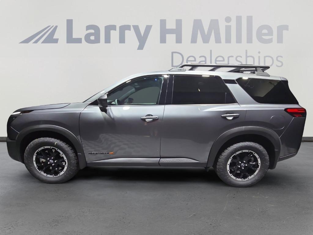 new 2025 Nissan Pathfinder car, priced at $42,517