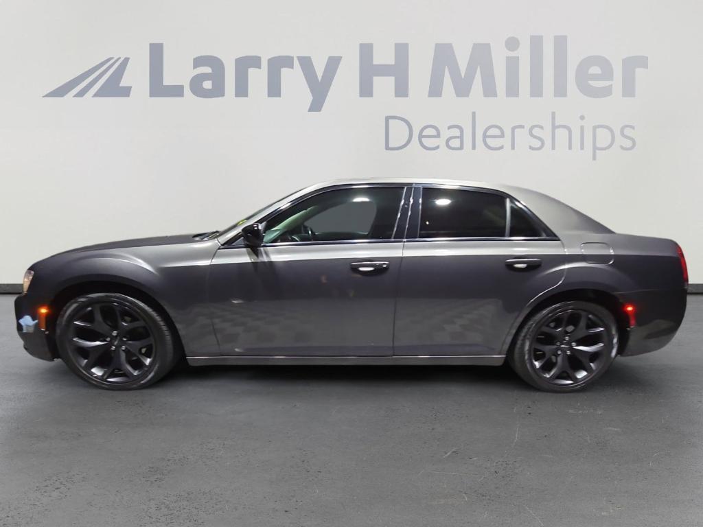 used 2020 Chrysler 300 car, priced at $18,554