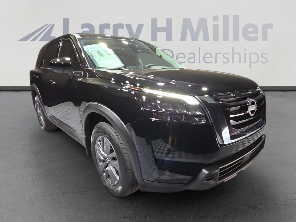 new 2025 Nissan Pathfinder car, priced at $34,850