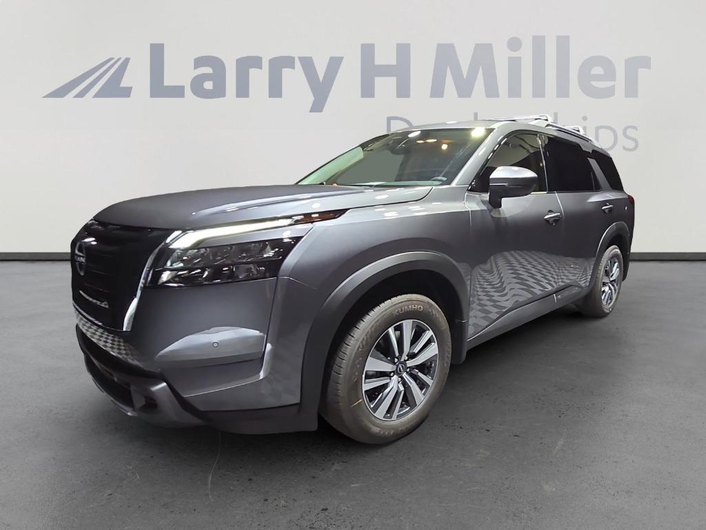 new 2025 Nissan Pathfinder car, priced at $35,696