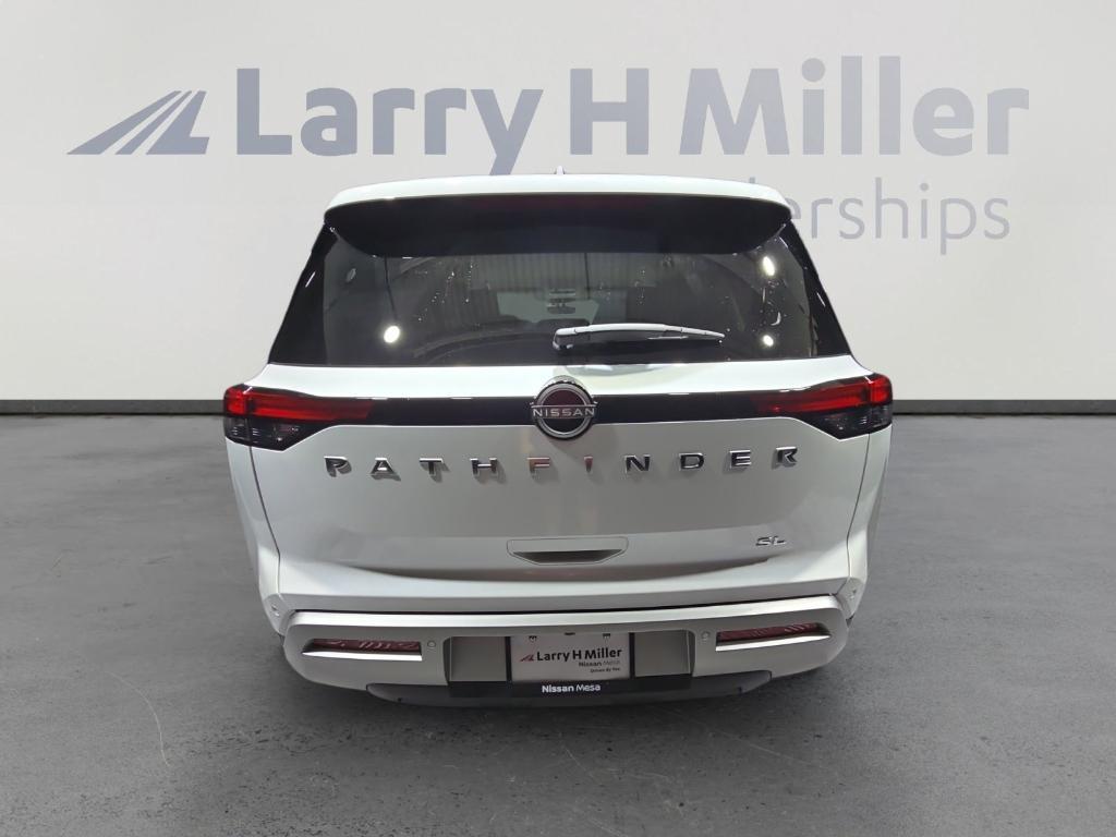 new 2025 Nissan Pathfinder car, priced at $41,555