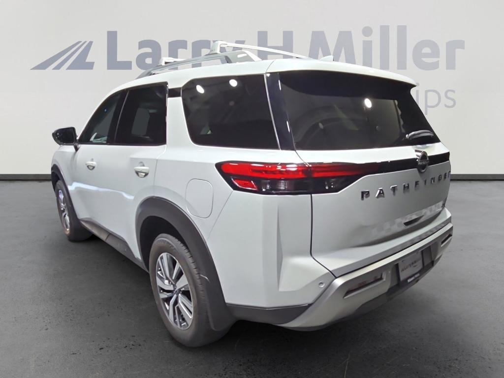 new 2025 Nissan Pathfinder car, priced at $41,305