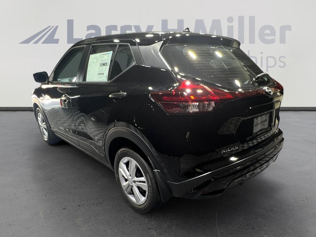 new 2025 Nissan Kicks Play car, priced at $21,897