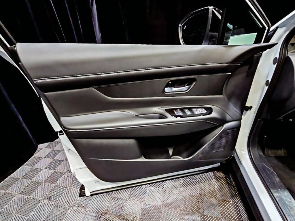 new 2025 Nissan Murano car, priced at $40,799