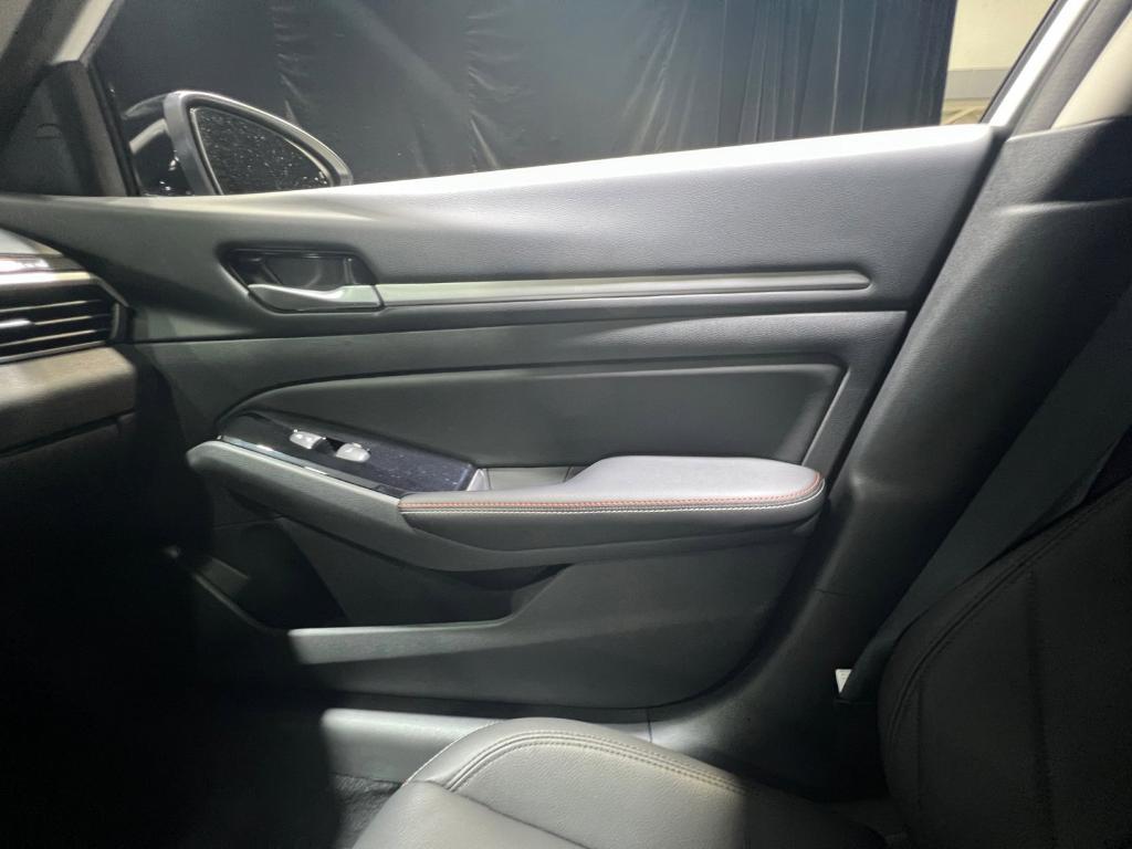 new 2025 Nissan Altima car, priced at $31,081