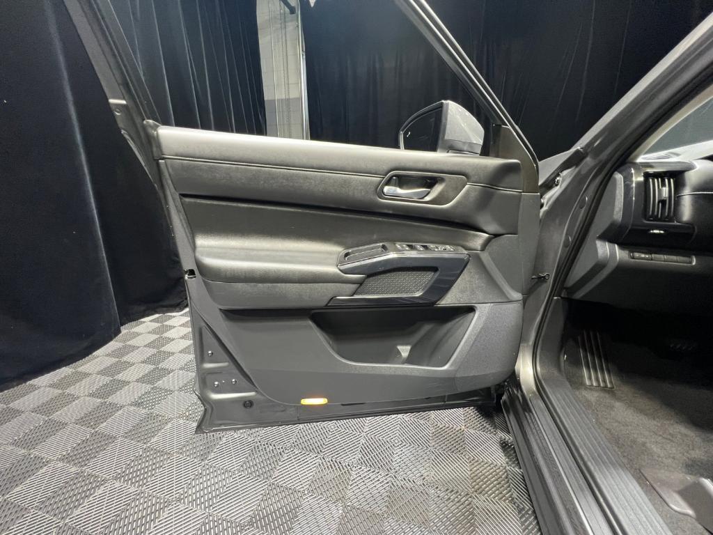 used 2022 Nissan Pathfinder car, priced at $23,333