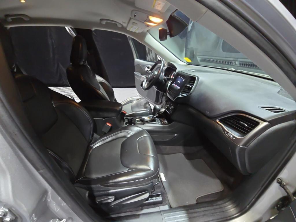 used 2019 Jeep Cherokee car, priced at $11,995