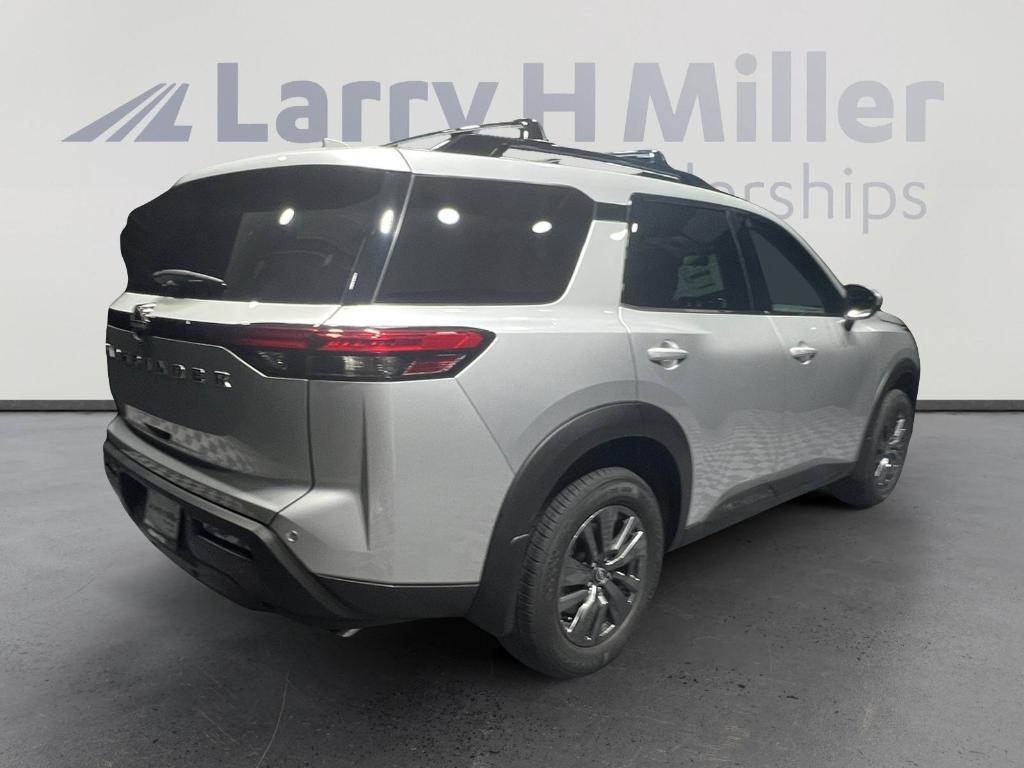 new 2025 Nissan Pathfinder car, priced at $32,587