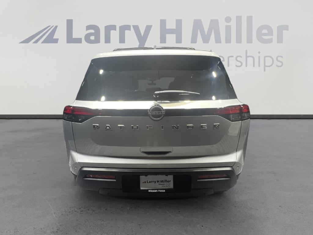 new 2025 Nissan Pathfinder car, priced at $32,587