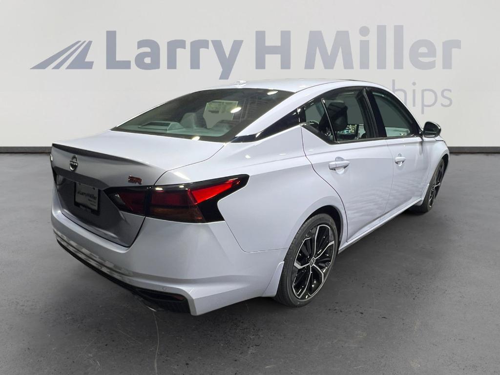 new 2025 Nissan Altima car, priced at $31,081
