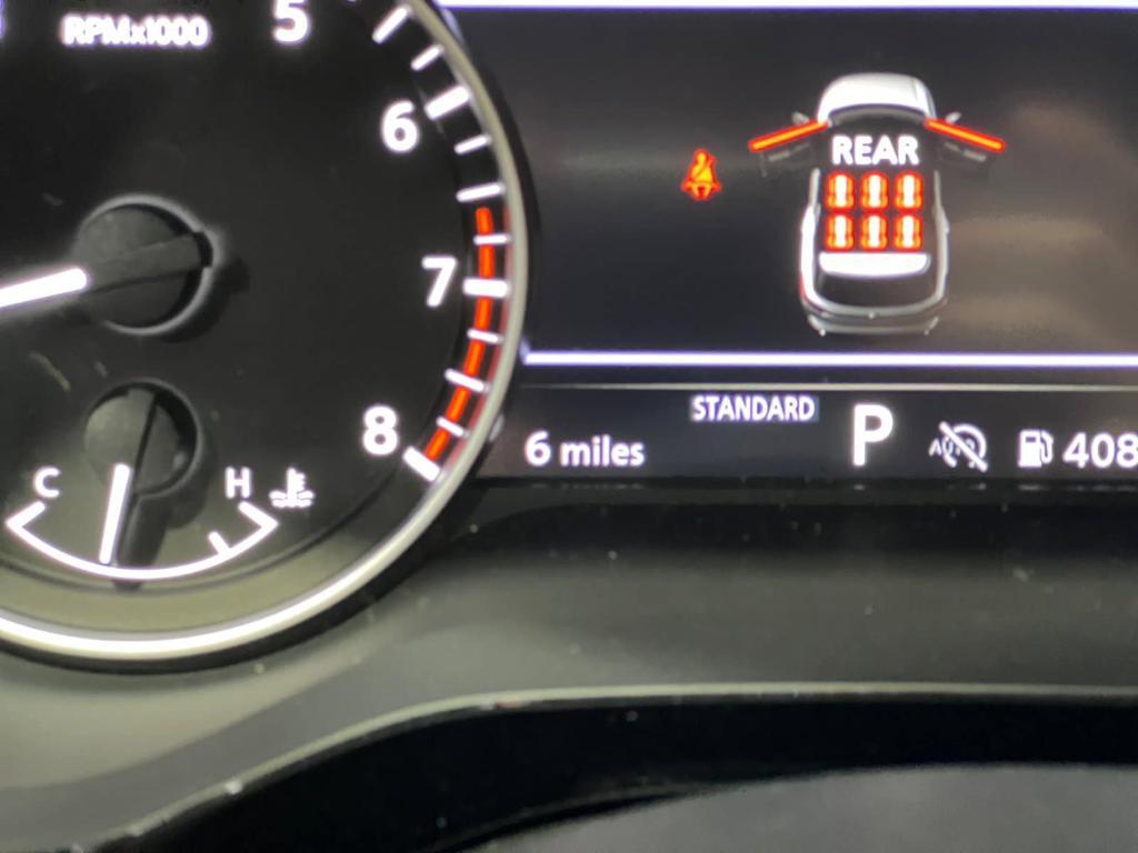 new 2025 Nissan Pathfinder car, priced at $32,577