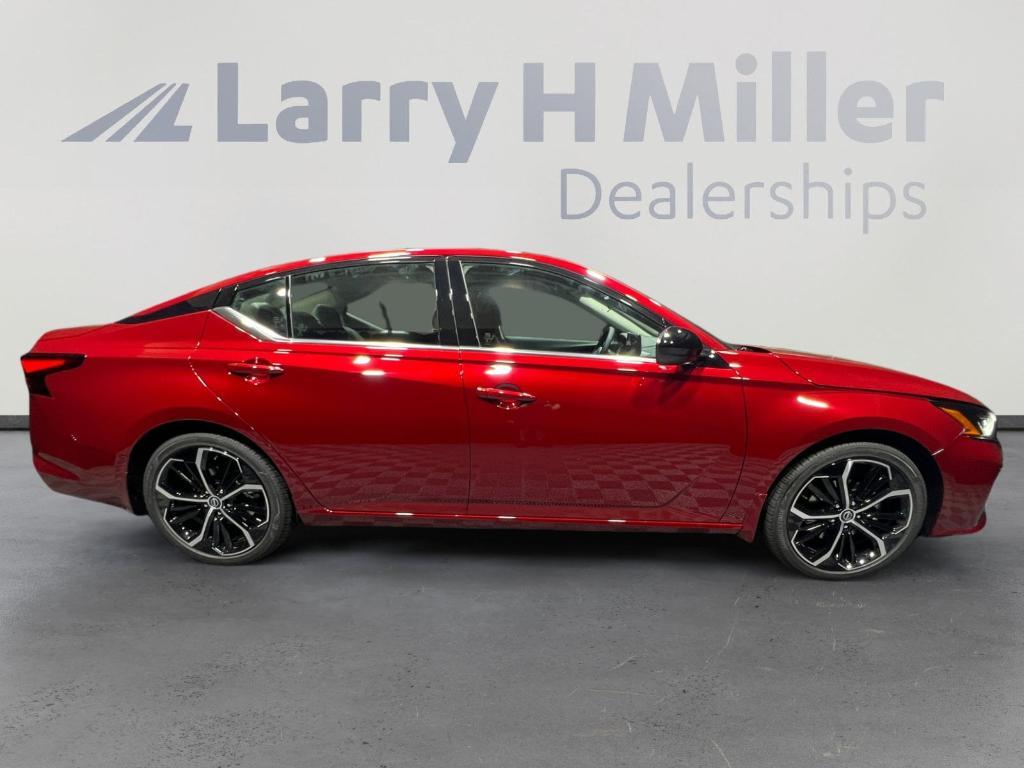 new 2025 Nissan Altima car, priced at $31,081
