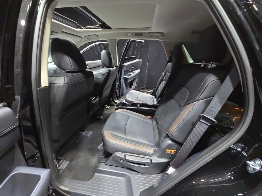 new 2025 Nissan Pathfinder car, priced at $47,808