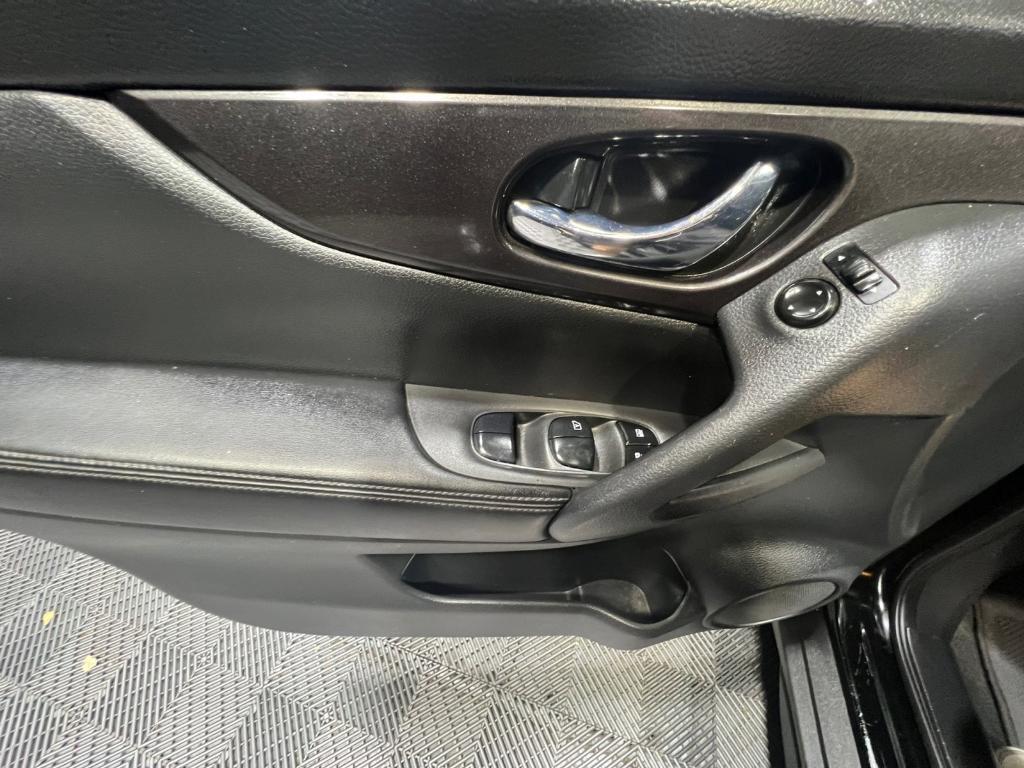 used 2019 Nissan Rogue car, priced at $10,450