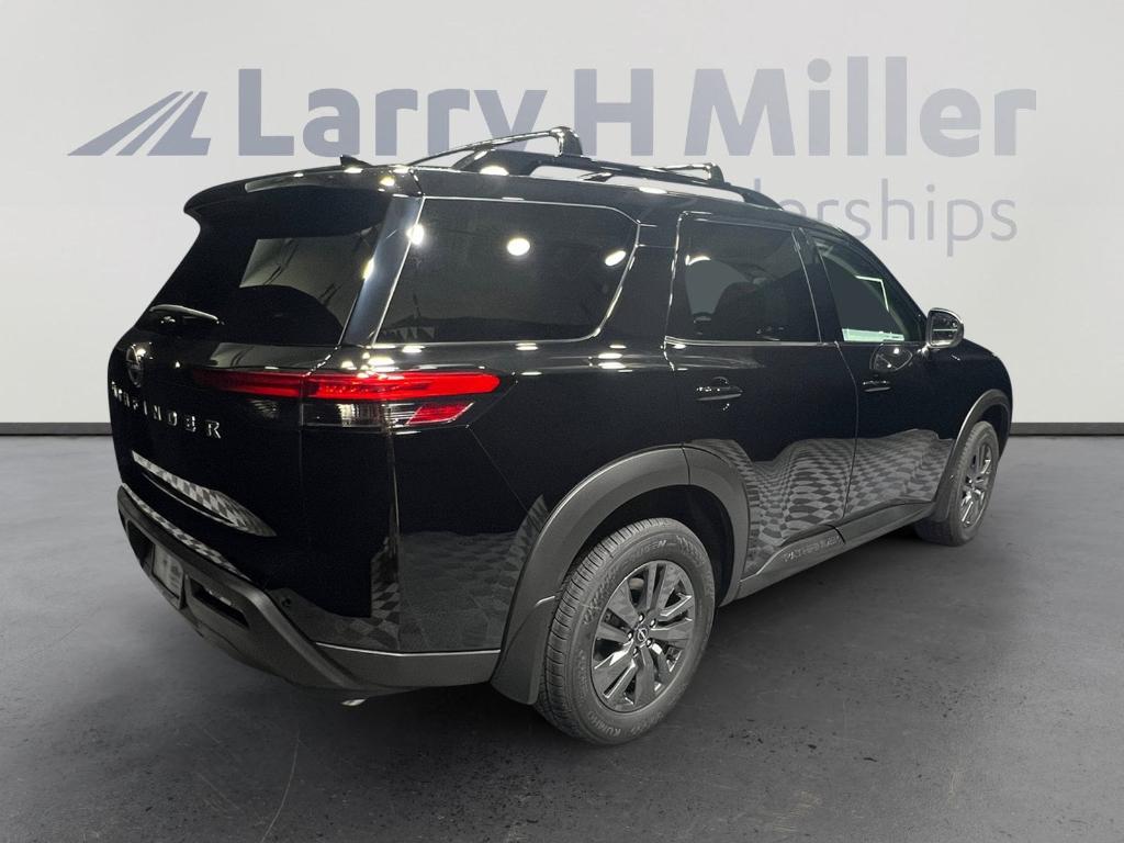 new 2025 Nissan Pathfinder car, priced at $32,577