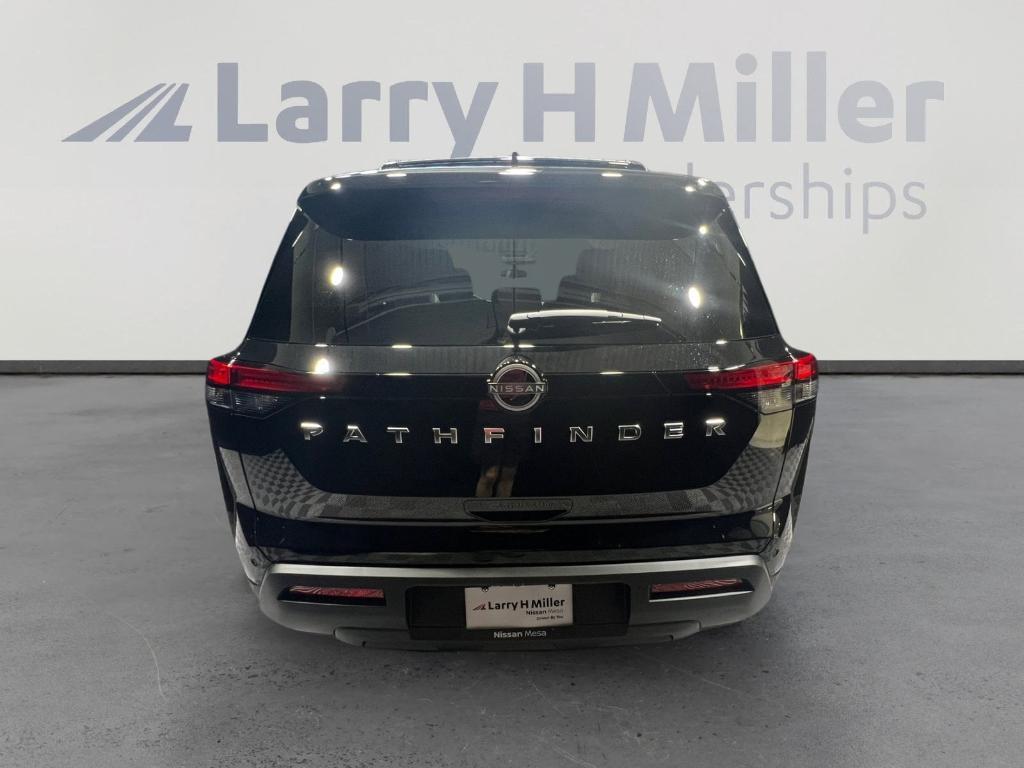 new 2025 Nissan Pathfinder car, priced at $32,577