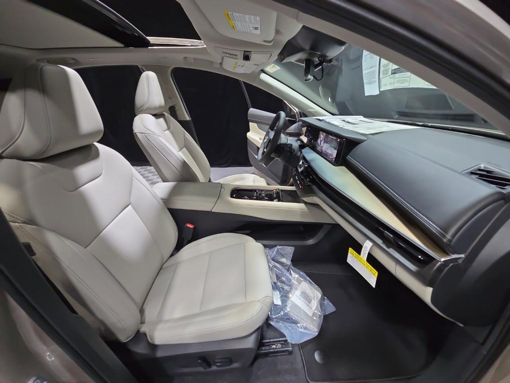 new 2025 Nissan Murano car, priced at $42,236