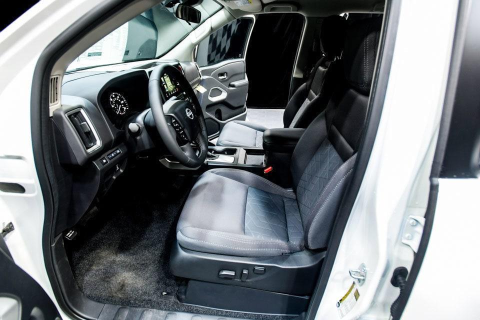 new 2025 Nissan Frontier car, priced at $36,588