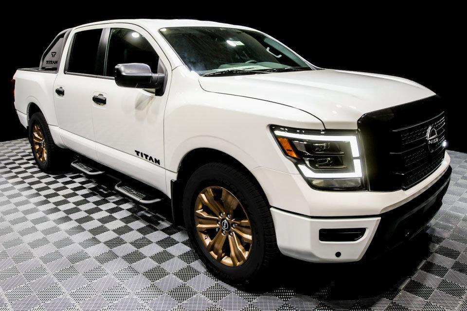 new 2024 Nissan Titan car, priced at $51,580