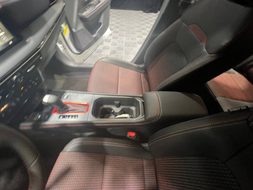 new 2025 Nissan Kicks car, priced at $26,782