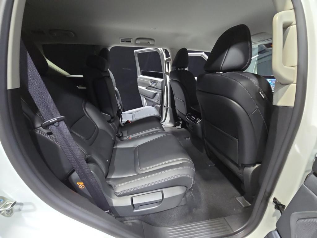 new 2025 Nissan Armada car, priced at $56,817