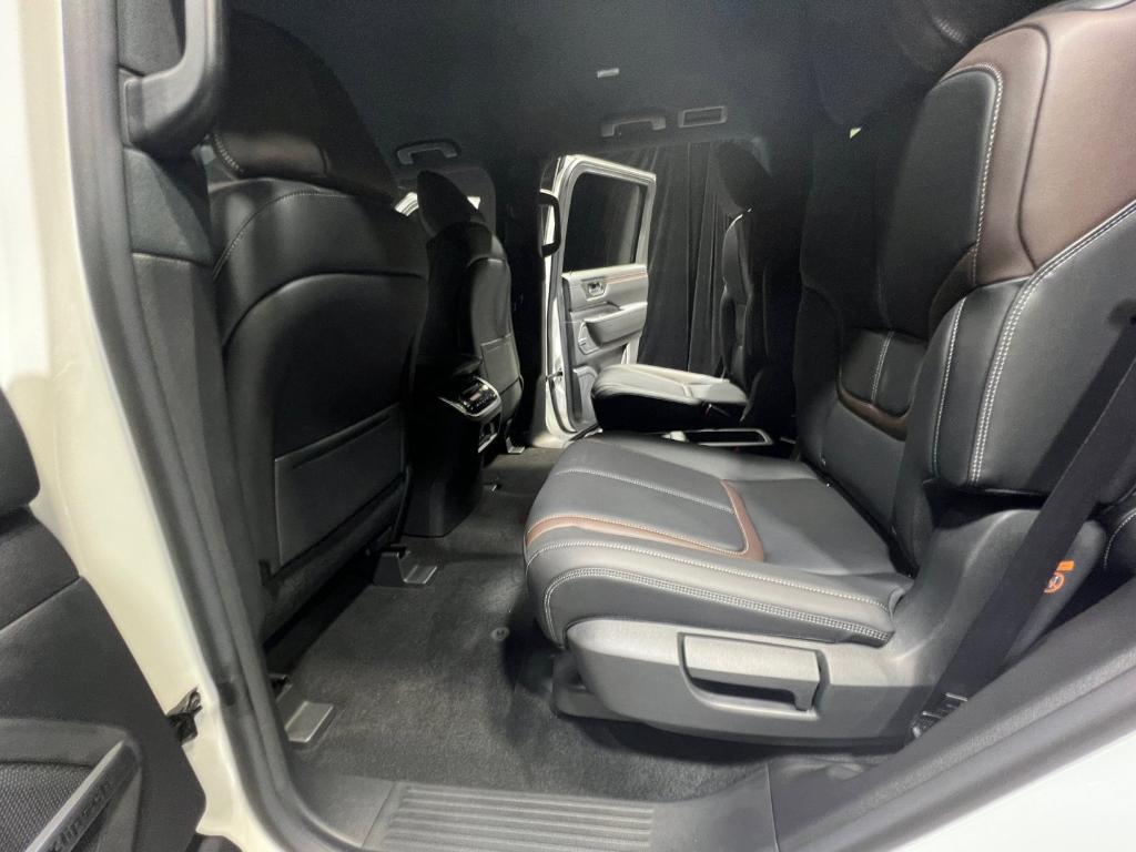 new 2026 Nissan Armada car, priced at $70,250