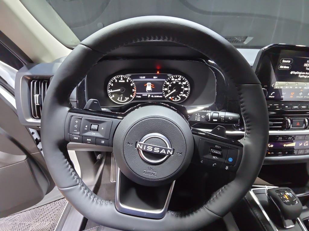 new 2025 Nissan Pathfinder car, priced at $41,305