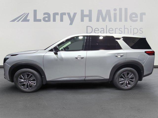 new 2025 Nissan Pathfinder car, priced at $34,771