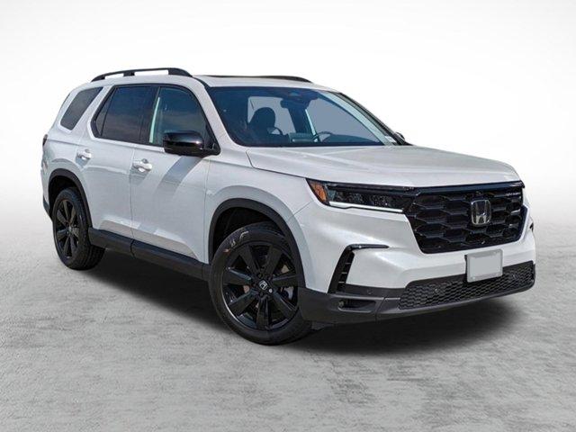 new 2025 Honda Pilot car, priced at $56,130