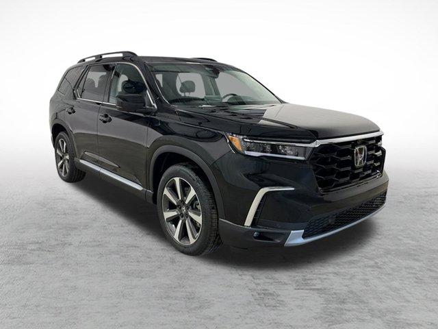 new 2025 Honda Pilot car, priced at $54,530