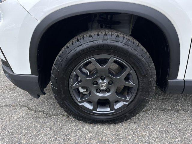 used 2025 Honda Pilot car, priced at $46,988