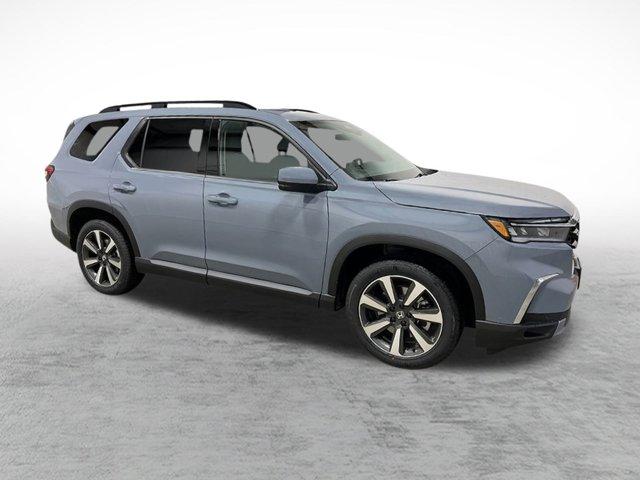 new 2025 Honda Pilot car, priced at $51,550