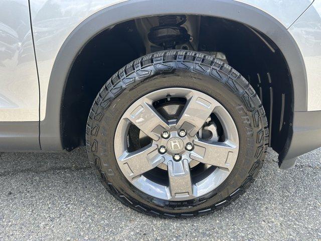used 2024 Honda Ridgeline car, priced at $38,568