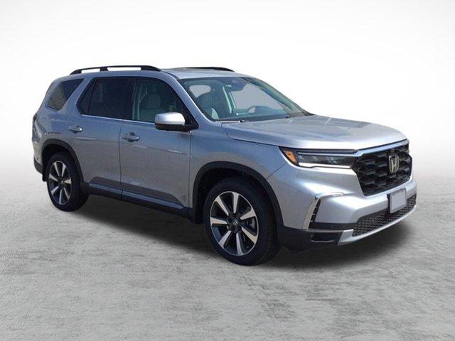 new 2025 Honda Pilot car, priced at $55,465