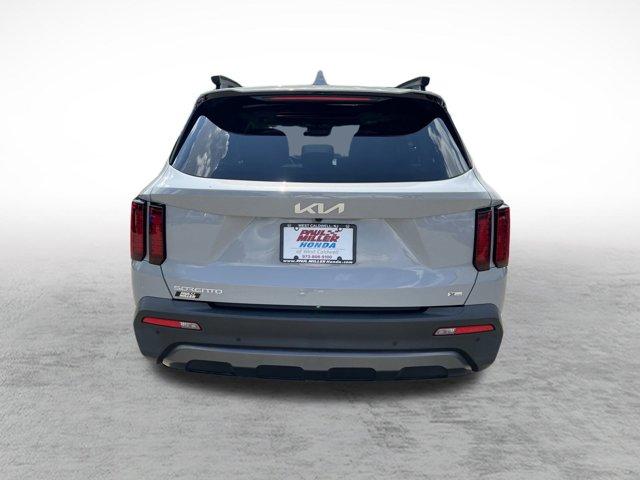 used 2023 Kia Sorento car, priced at $25,988