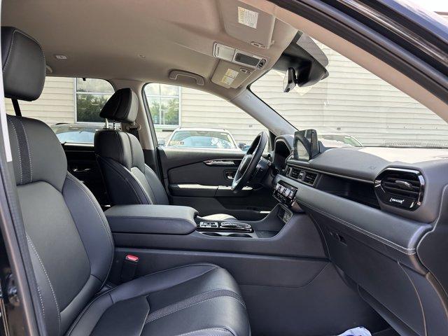 used 2023 Honda Pilot car, priced at $35,988